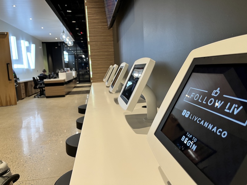 ipad kiosk retail cannabis